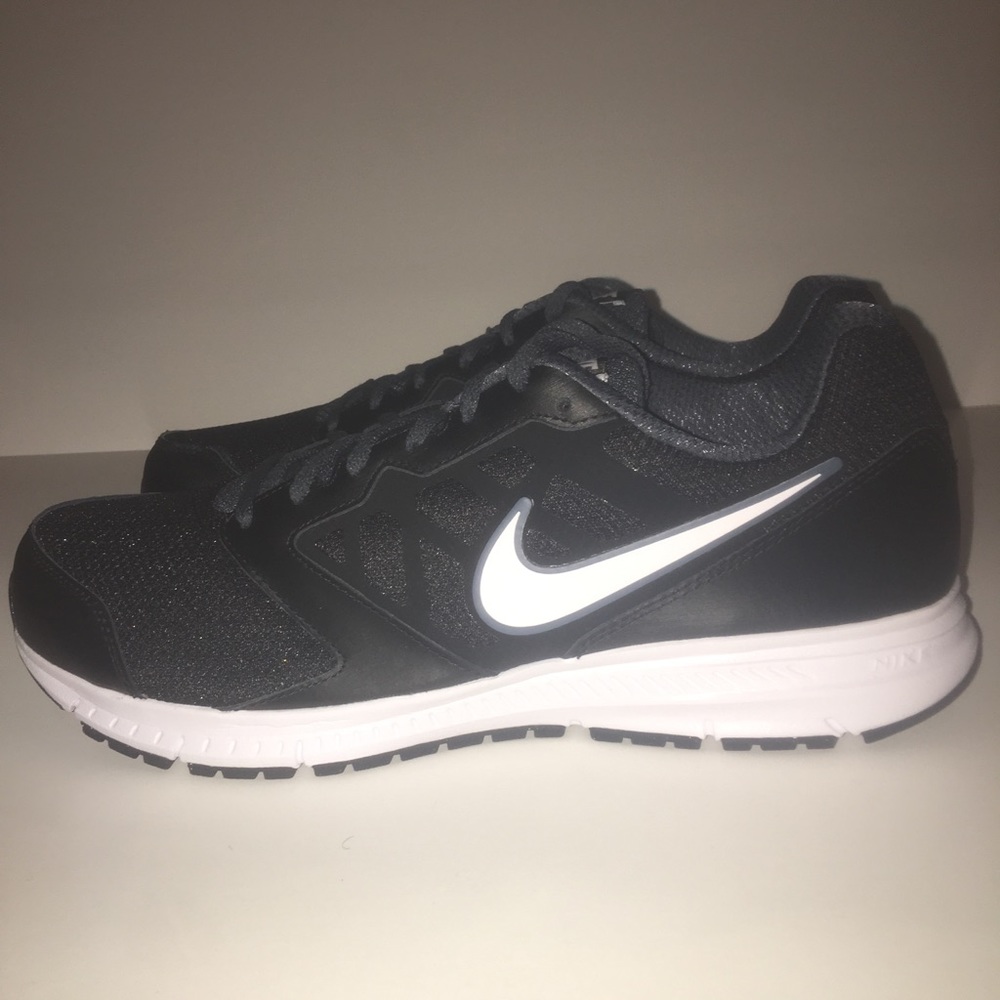 🚫🚫SOLD🚫🚫NIKE DOWNSHIFTER 6 4E - Picture 5 of 5